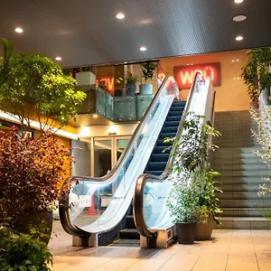 Wpue Shinjuku טוקיו